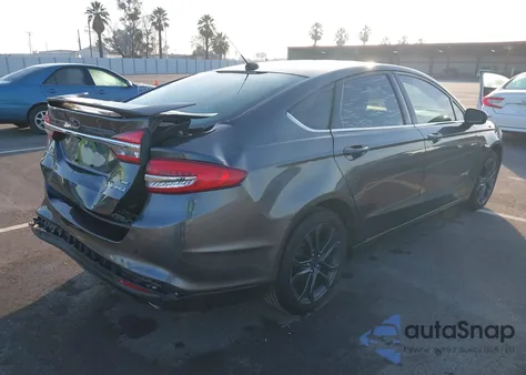2018 Ford Fusion Hybrid Se z USA, uszkodzony, nr VIN 3FA6P0LU2JR102962
